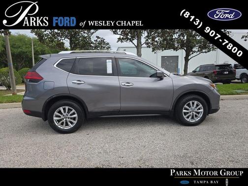Gun Metallic 2018 Nissan Rogue SV