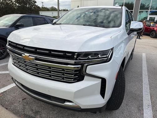 2023 Chevrolet Suburban Premier