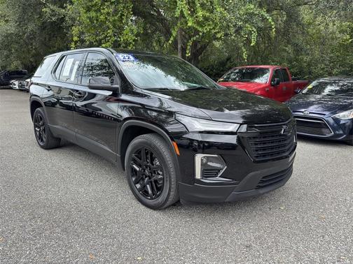 2022 Chevrolet Traverse LS