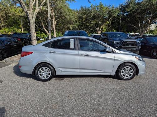 2014 Hyundai Accent GLS