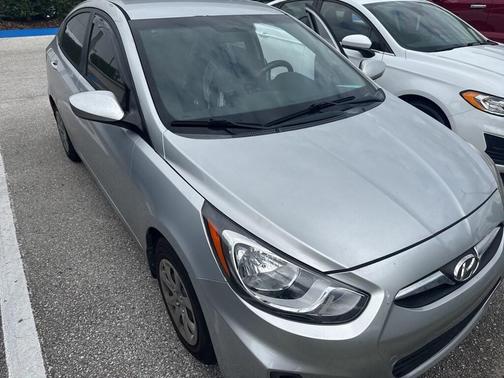 2014 Hyundai Accent GLS