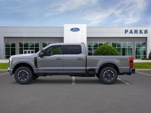 2025 Ford F-350 Lariat Super Duty