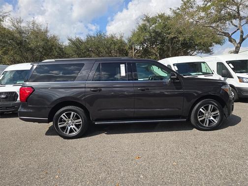 2023 Ford Expedition Max XLT