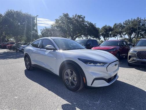 2022 Ford Mustang Mach-E Select