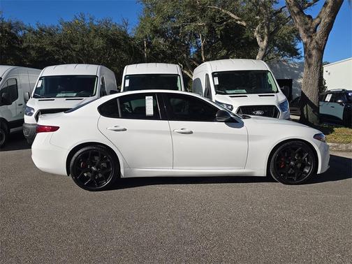 2020 Alfa Romeo Giulia Base