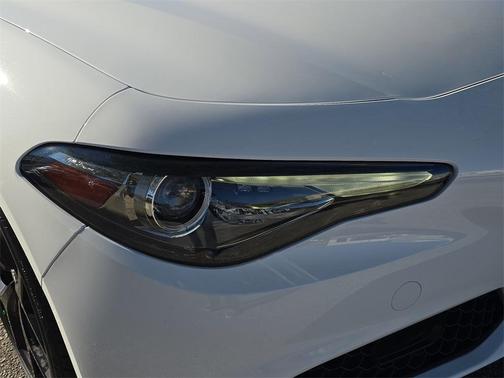 2020 Alfa Romeo Giulia Base