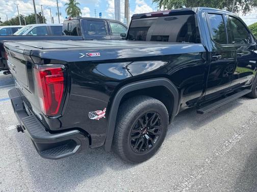 2022 GMC Sierra 1500 Limited Elevation