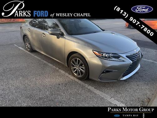 2018 Lexus ES 300h Base