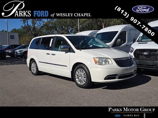 2012 Chrysler Town & Country Touring-L