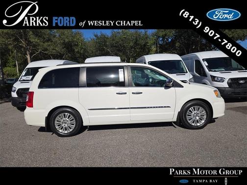 2012 Chrysler Town & Country Touring-L