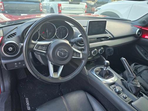 2016 Mazda MX-5 Miata Grand Touring