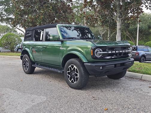 2023 Ford Bronco Outer Banks