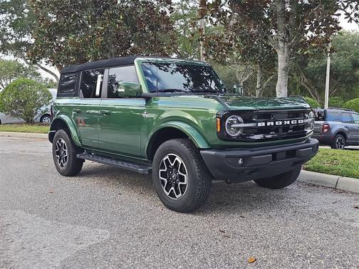 2023 Ford Bronco Outer Banks