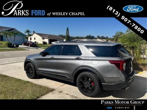 2022 Ford Explorer ST