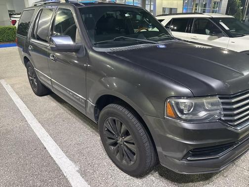 2015 Lincoln Navigator Base
