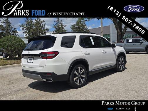 2024 Honda Pilot Touring