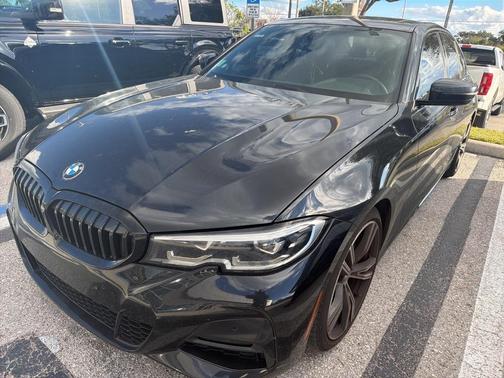 2019 BMW 330 i