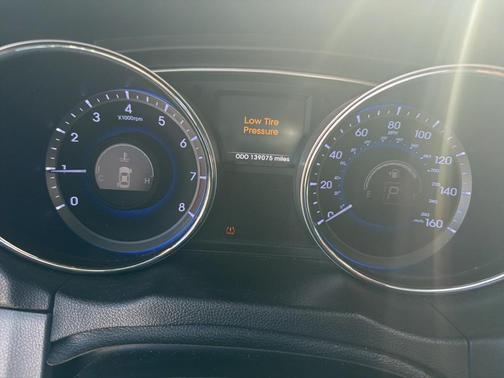 2014 Hyundai SONATA SE