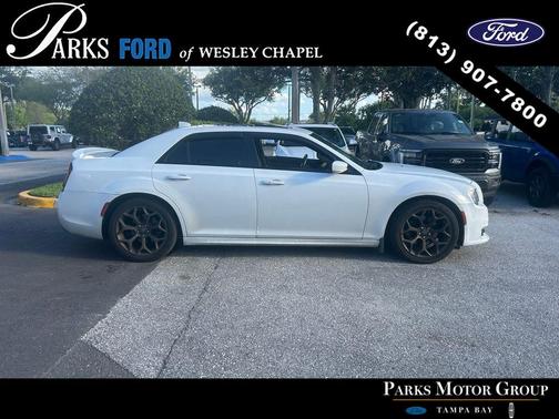 Bright White Clearcoat 2017 Chrysler 300 S