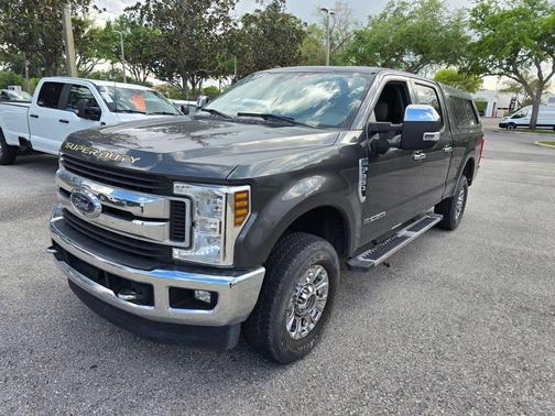 Magnetic 2018 Ford F-250 XLT