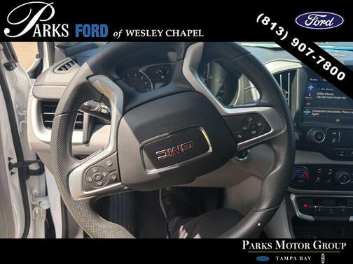 Summit White 2022 GMC Terrain SLE