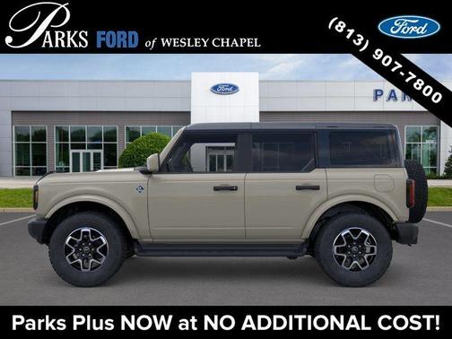 Desert Sand 2026 Ford Bronco Outer Banks