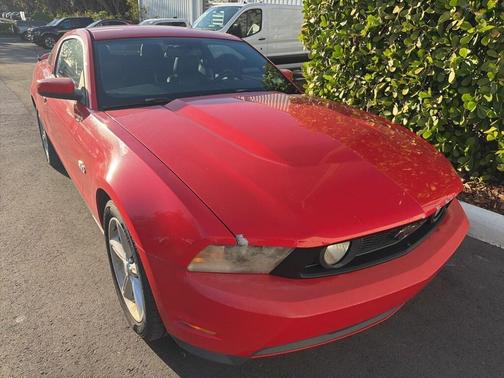 2011 Ford Mustang GT Premium