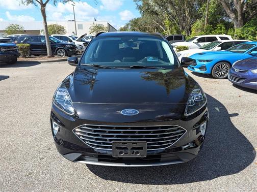 2021 Ford Escape Titanium Hybrid