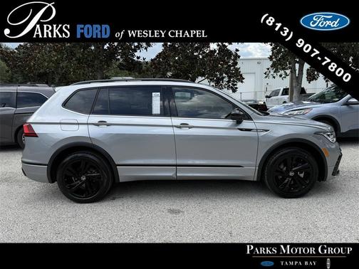2023 Volkswagen Tiguan 2.0T SE R-Line Black