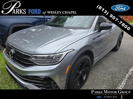 2023 Volkswagen Tiguan 2.0T SE R-Line Black