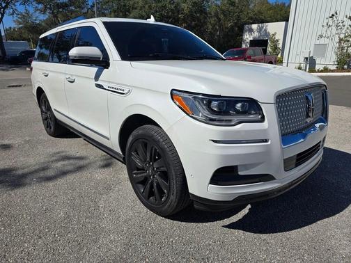2024 Lincoln Navigator Reserve