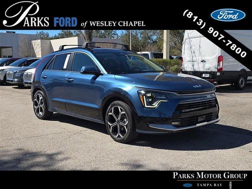 2023 Kia Niro Plug-In Hybrid SX Touring