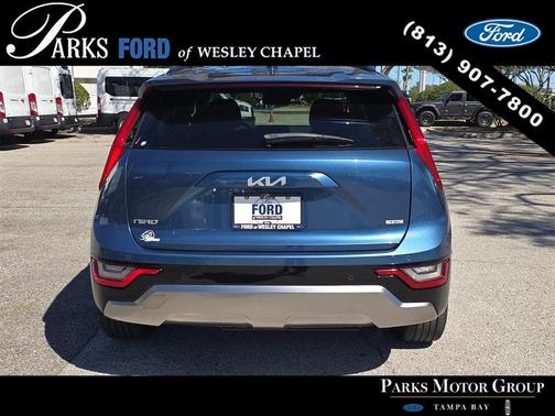 2023 Kia Niro Plug-In Hybrid SX Touring