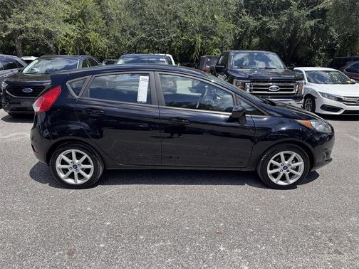 2017 Ford Fiesta SE