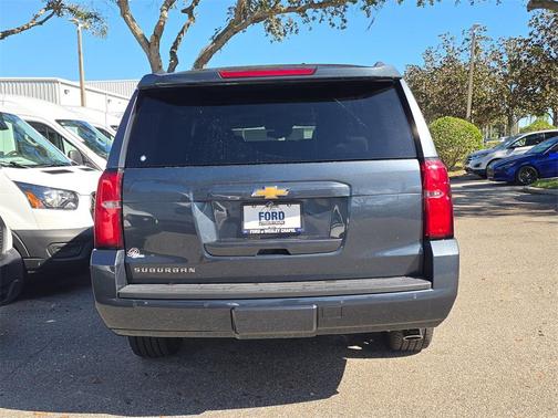 2020 Chevrolet Suburban LT