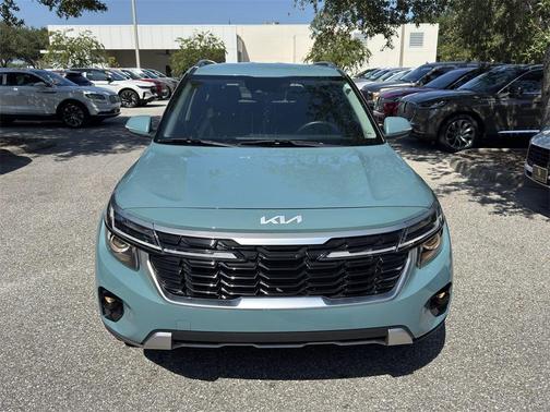 2024 Kia Seltos EX
