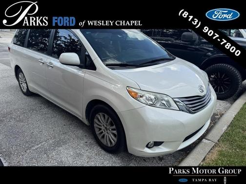 2017 Toyota Sienna L