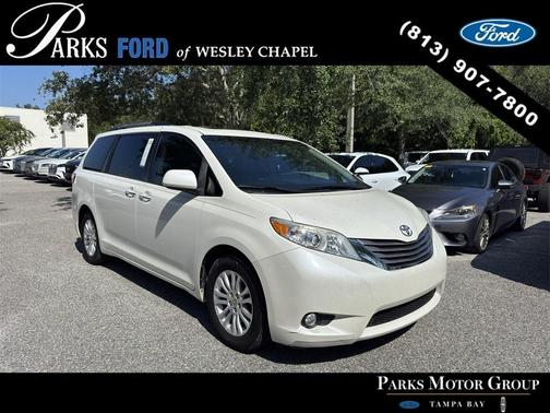 2017 Toyota Sienna L
