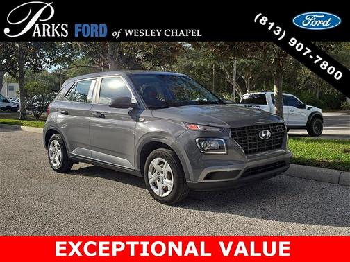 2020 Hyundai VENUE SE