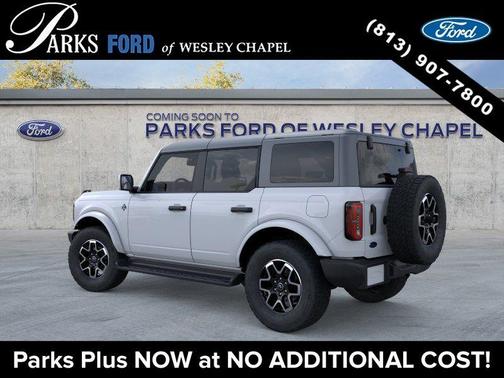 Oxford White 2026 Ford Bronco Outer Banks
