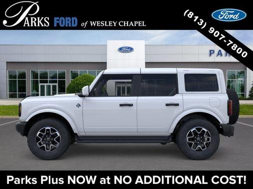 Oxford White 2026 Ford Bronco Outer Banks