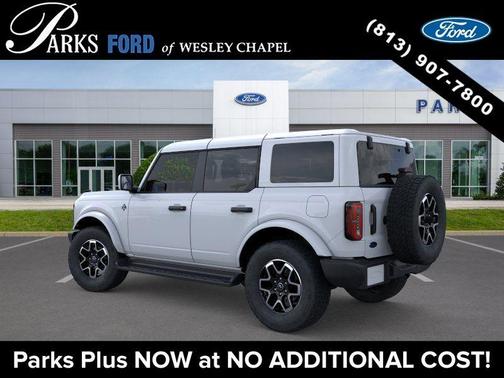 Oxford White 2026 Ford Bronco Outer Banks