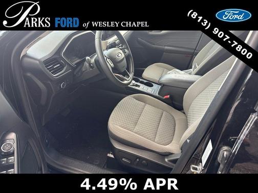 Black Metallic 2022 Ford Escape SE
