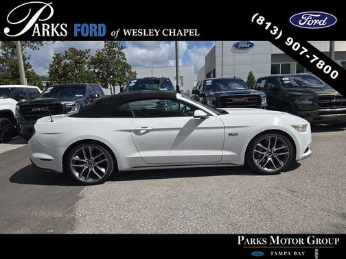 Oxford White 2016 Ford Mustang GT Premium