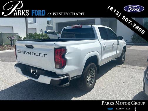 Summit White 2024 Chevrolet Colorado LT