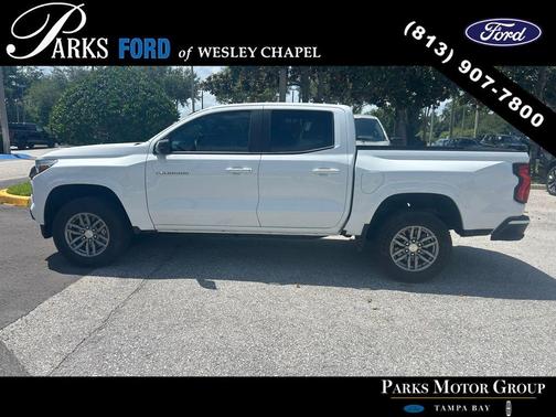 Summit White 2024 Chevrolet Colorado LT