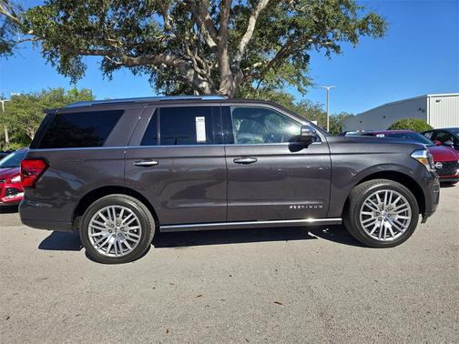 2023 Ford Expedition Platinum