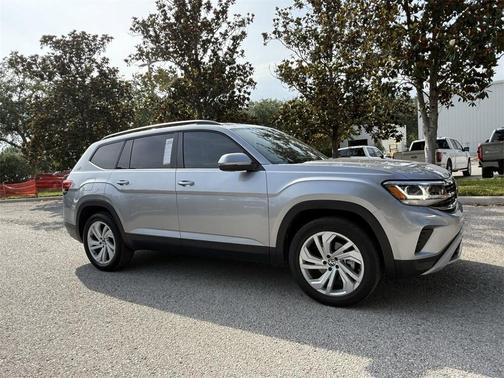 2022 Volkswagen Atlas 3.6L SE w/Technology