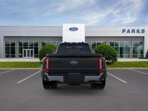 2026 Ford F-350 Lariat Super Duty