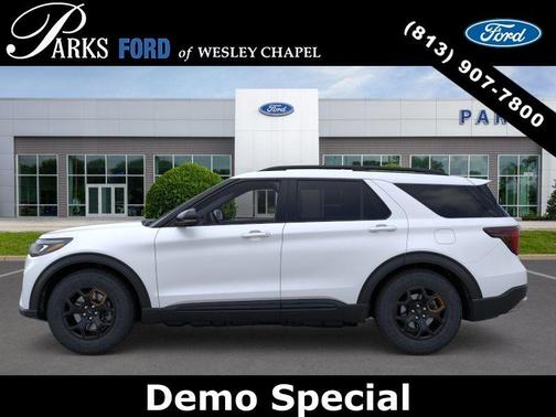 Star White 2026 Ford Explorer Tremor